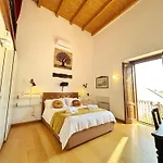 Dimora Riccardi San Nicola דירה *
